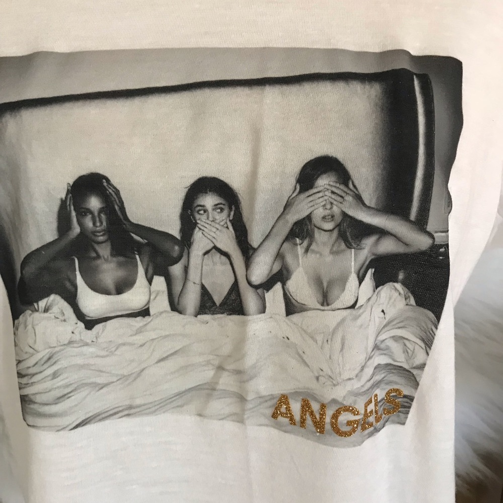 Soft Large Super Model PJ Party Graphic Tee White